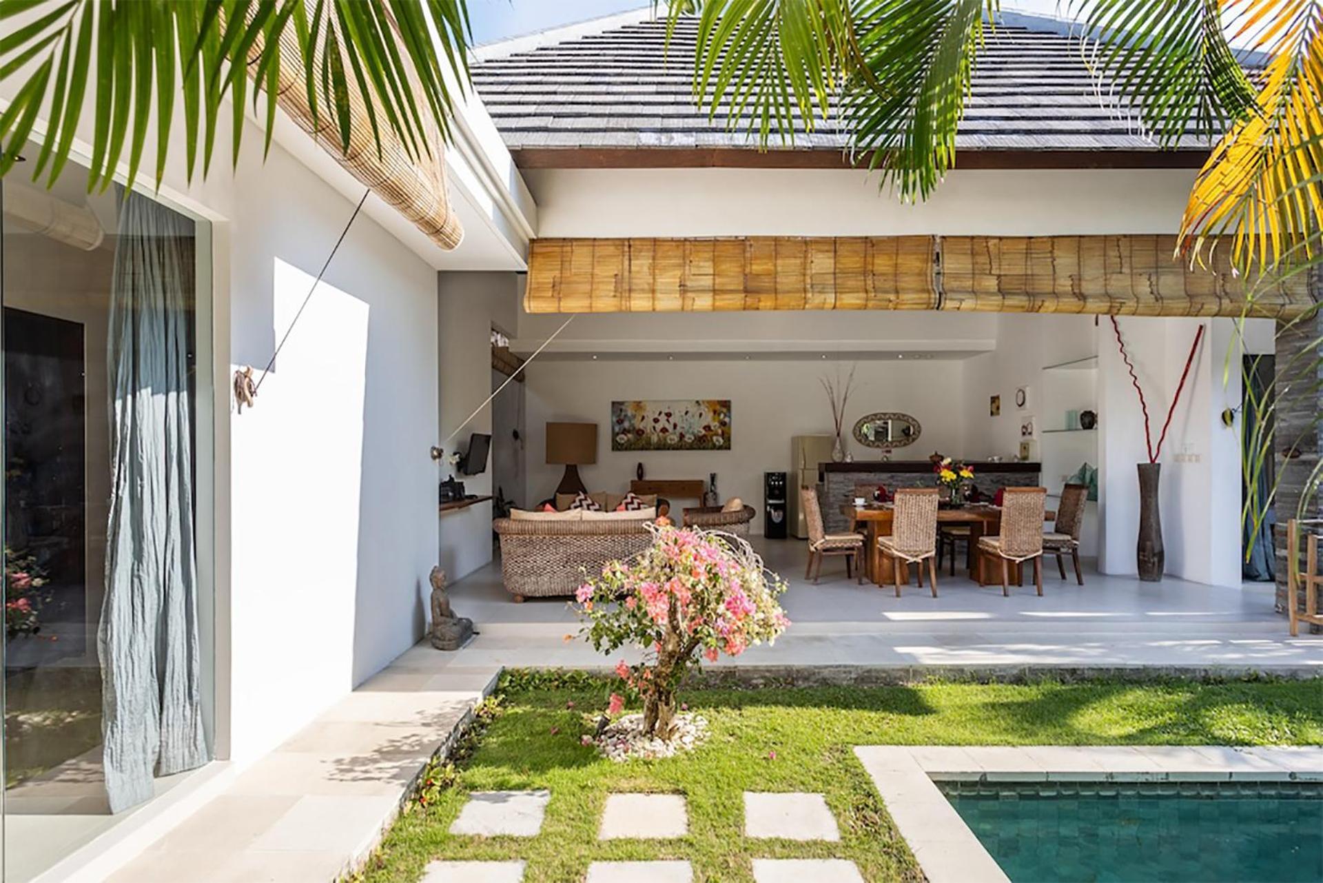 Villa Lotus By Optimum Bali Villas 세미냑 외부 사진
