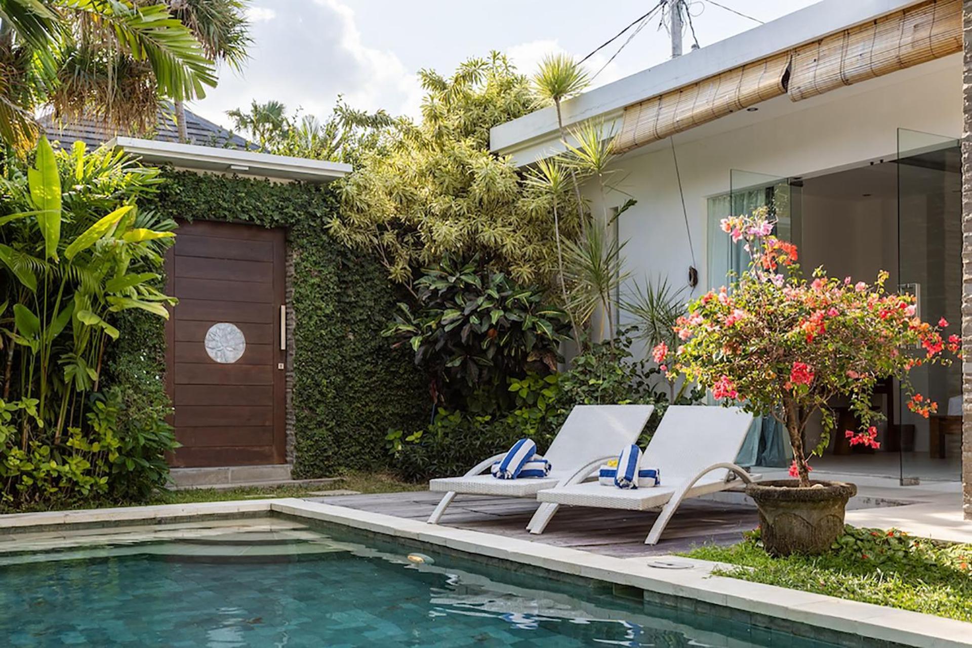 Villa Lotus By Optimum Bali Villas 세미냑 외부 사진
